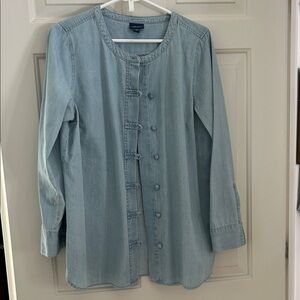 J Jill Light Blue Button-Up Denim Shirt Size M
NWOT